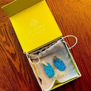 NWOT Kendra Scott Blue/Silver Earrings